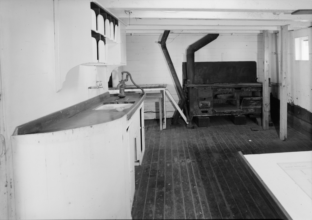 photograph galley deckhouse lumber schooner Wawona