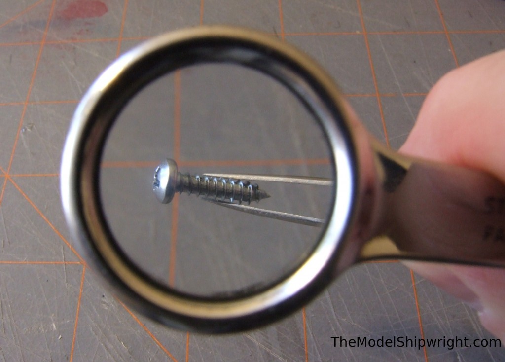 Magnifying tweezers model ship building tool