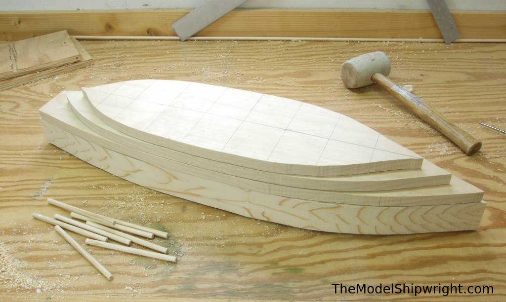 rough hull, Ship model, Arab, Sambouk, dhow, scratch-building, solid hull, bread-and-butter, sawing, lifts, gluing, clamps